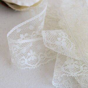 Vintage Ivory Lace Trim, 2 Yards, 1" wide, Nylon, Sewing Supply